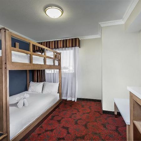 Desert Palms Hotel Anaheim Bagian luar foto