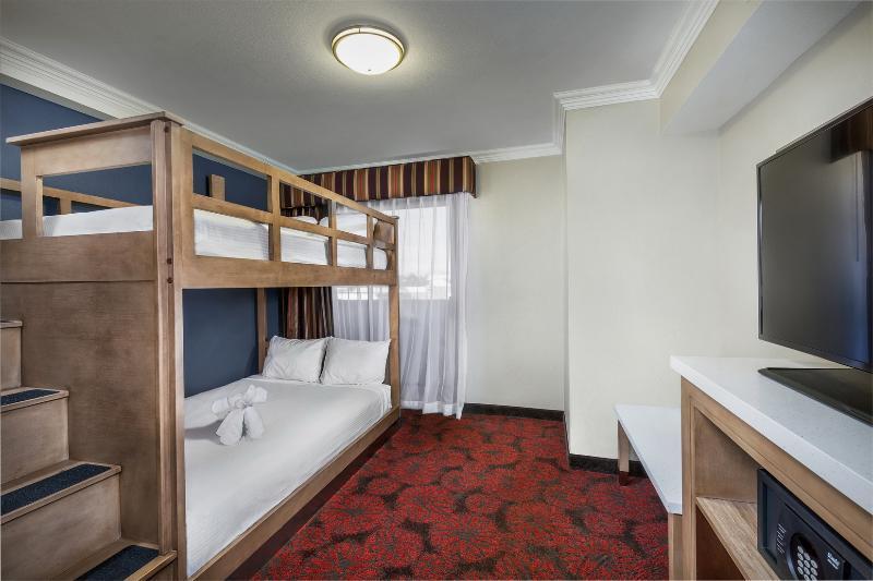 Desert Palms Hotel Anaheim Bagian luar foto